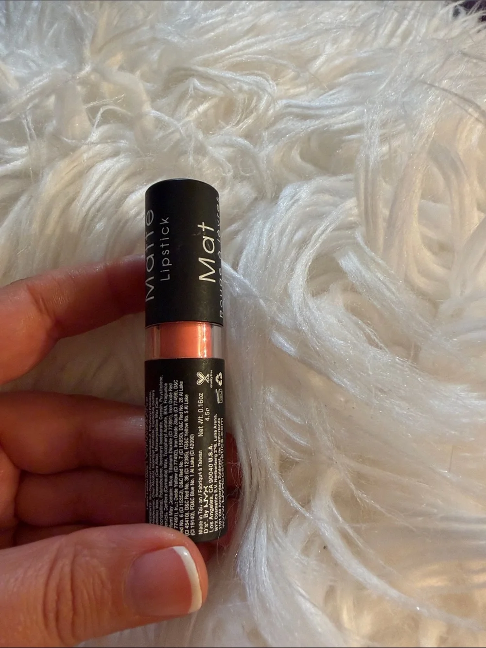 NYX Creamy Lipstick — Peach Coral